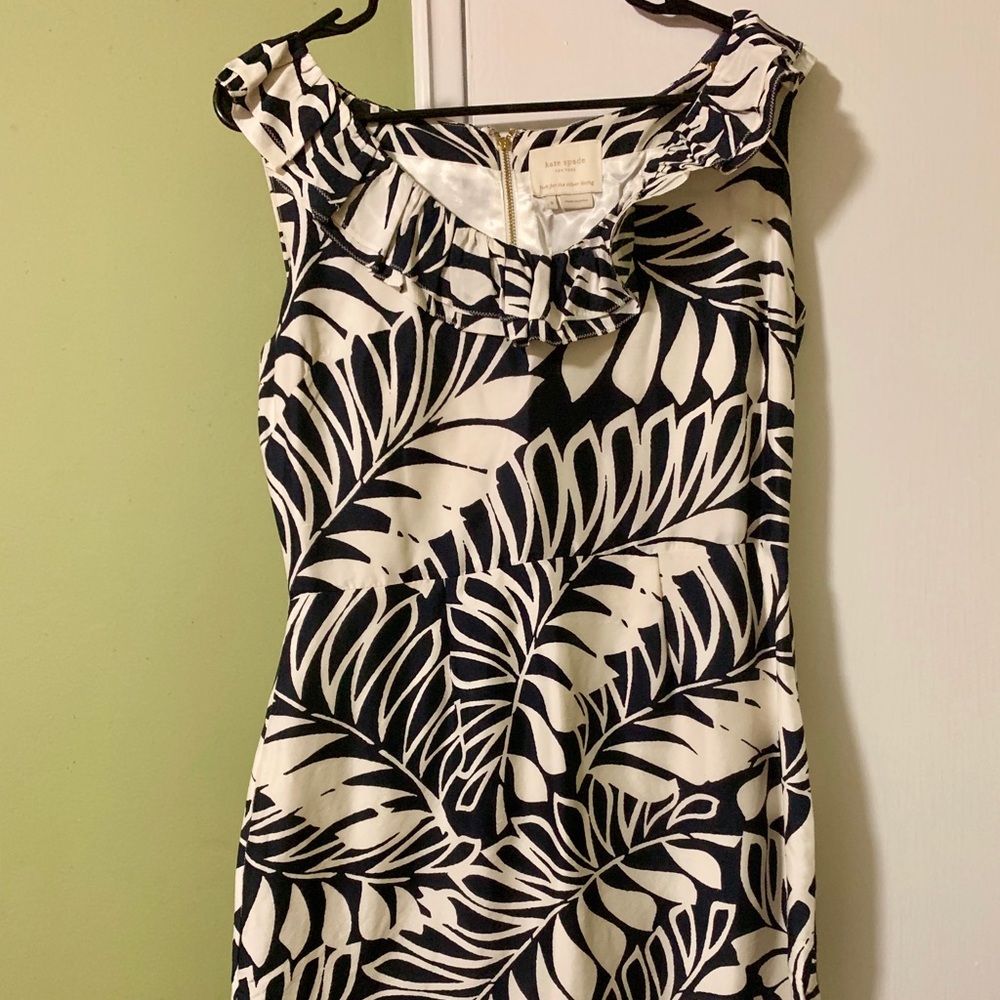 Kate Spade- navy & white floral print silk dress